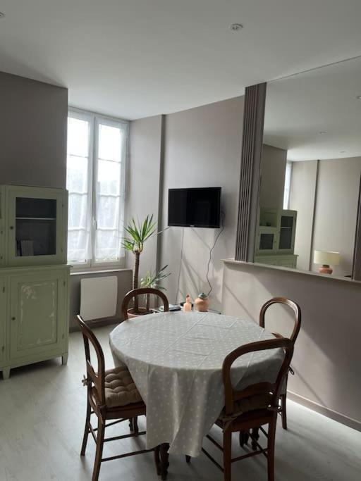 Superbe Appartement Plein Centre ミヨー エクステリア 写真